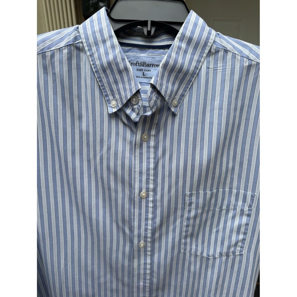 CROFT & BARROW. Light Blue & White Striped Button-Down Shirt. S.S. L. Easy Care.